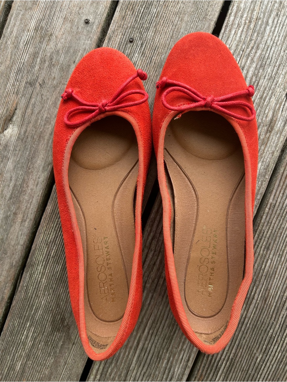 NEW!! AEROSOLES Orange Suede Ballet Flats - Martha Stewart modelWomen's Slip-Ons
